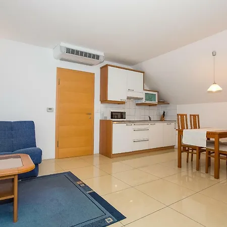 Gaja Apartment Bled